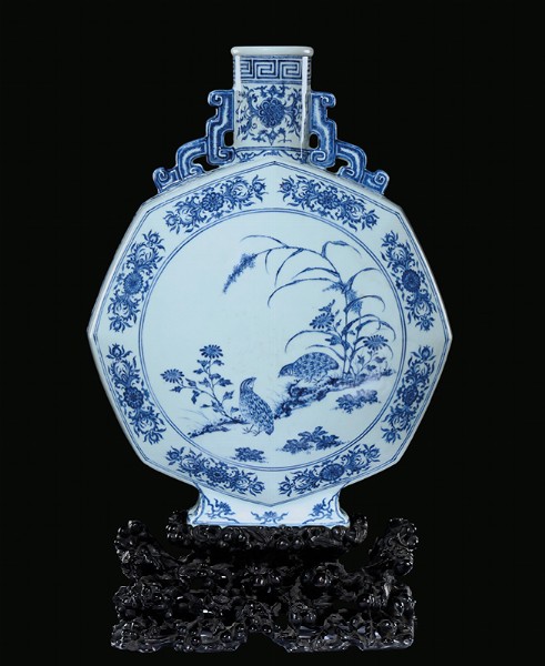 The Yongzheng Moon Flask