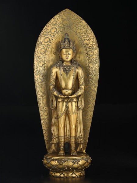 Figura Amitayus in bronzo dorato