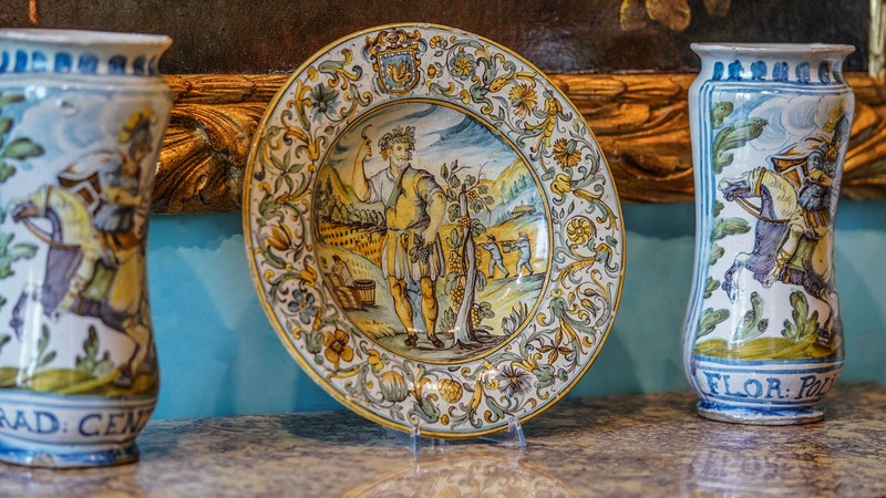 Maioliche e Porcellane