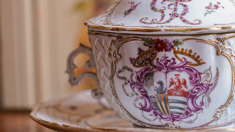 Maioliche e Porcellane